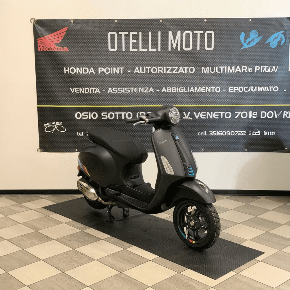 Vespa-Primavera-125-Sport