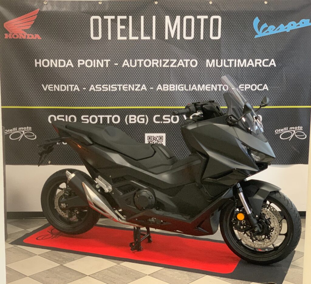 Forza 750